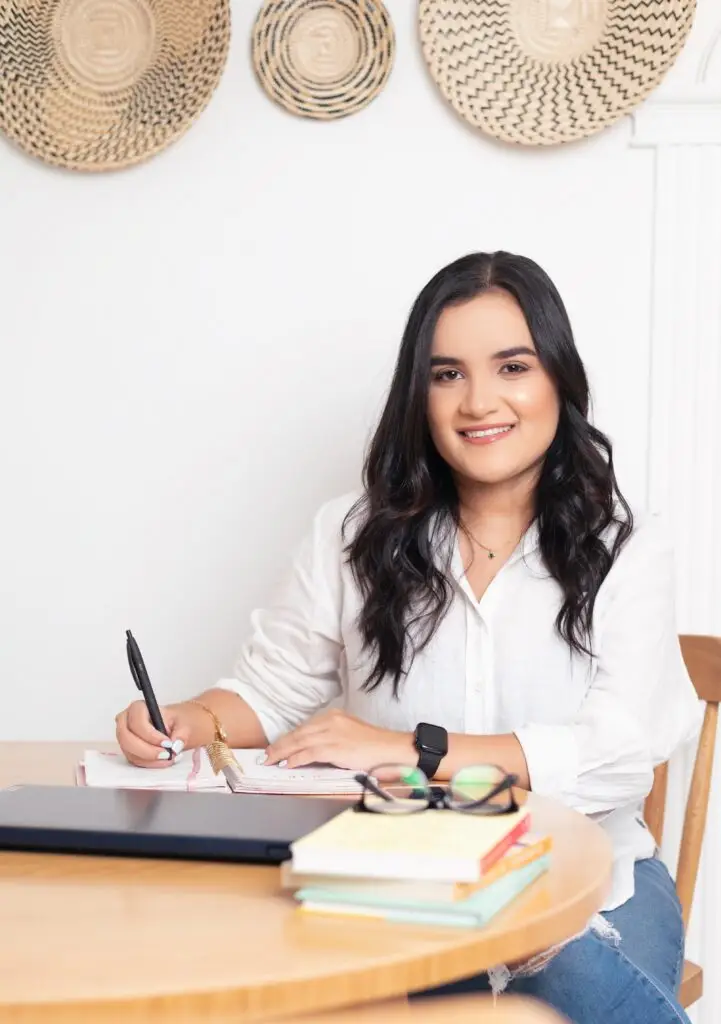 Psicóloga Dani Lopera R